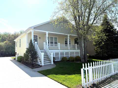 439 Summer Grove Drive, Douglas, MI 49406