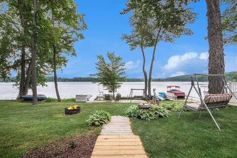 19092 Kenny Drive, Big Rapids, MI 49307
