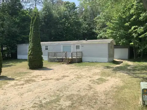 8356 Constitution Boulevard, Cadillac, MI 49601