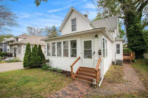 1311 Wolcott Avenue, Saint Joseph, MI 49085