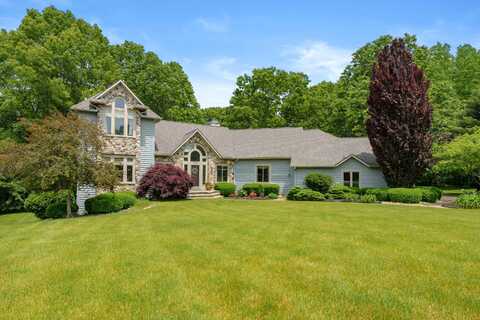 7843 Shepherds Glen Court, Kalamazoo, MI 49009