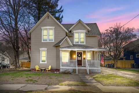 265 N Bailey Avenue, South Haven, MI 49090