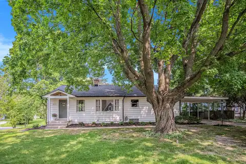 1014 Cutter Parkway SE, Grand Rapids, MI 49546