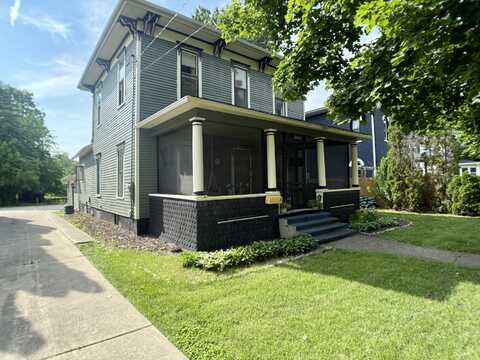 304 Pearl Street, Blissfield, MI 49228