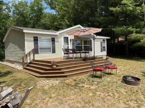 5814 N Trails End Drive, Irons, MI 49644