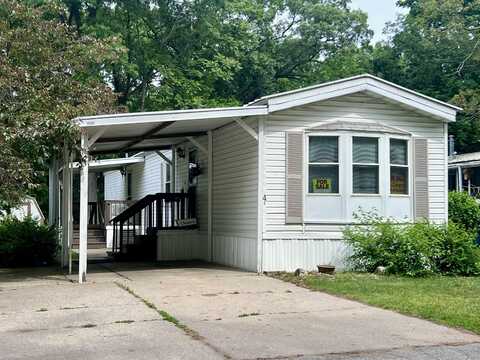2701 Huizenga Street, Norton Shores, MI 49444