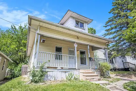 823 Larned Street, Lansing, MI 48912