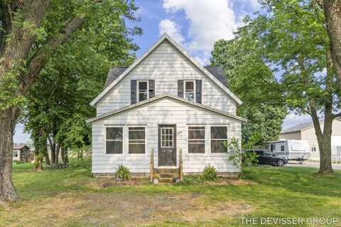 3665 47th Street, Hamilton, MI 49419