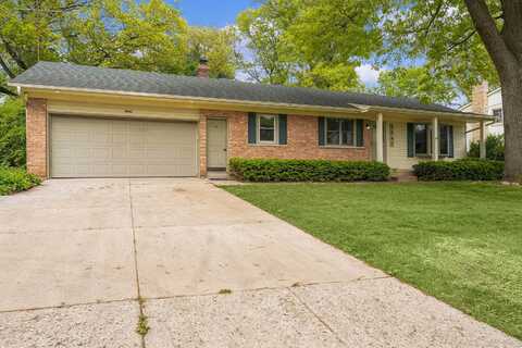 5042 Brookgate Drive NW, Comstock Park, MI 49321
