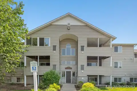 8508 S Jasonville Court SE, Caledonia, MI 49316