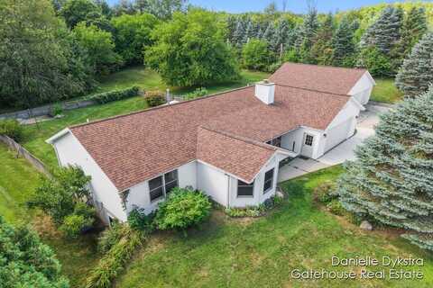 10675 Mieras Drive NE, Sparta, MI 49345