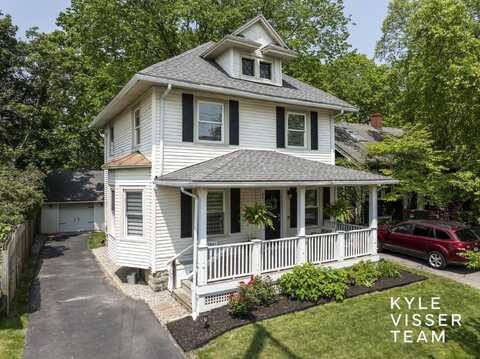 351 Gladstone Drive SE, Grand Rapids, MI 49506