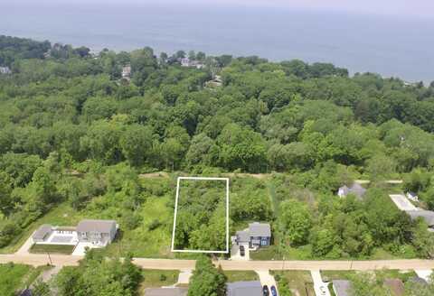 80 Pershing Avenue, South Haven, MI 49090