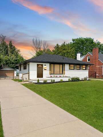 20215 Damman Street, Harper Woods, MI 48225