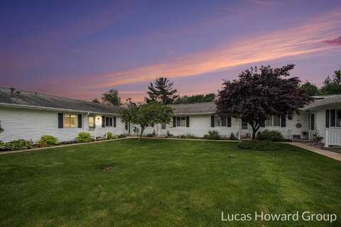 5228 Green Meadow Road, Kalamazoo, MI 49009