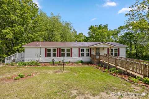 3079 E Bluewater Highway, Ionia, MI 48846