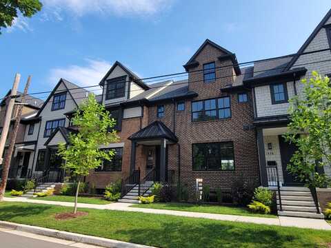 644 Maple Street, Plymouth, MI 48170