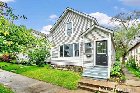 1219 Quarry Avenue NW, Grand Rapids, MI 49504