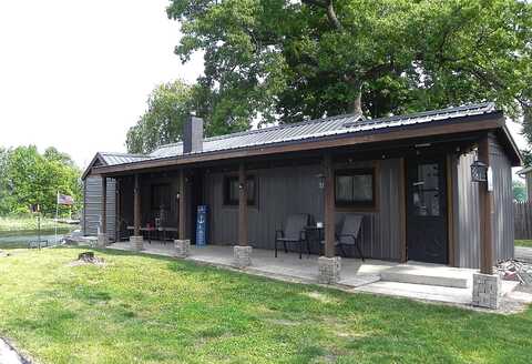 31908 Decker Road, Colon, MI 49040