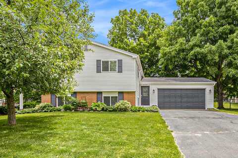 5134 Surf Drive NE, Rockford, MI 49341