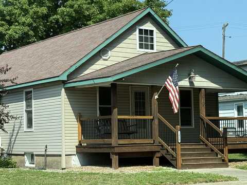 1019 2nd Avenue, Cadillac, MI 49601