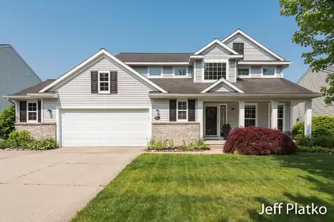 2665 Arbor Chase Drive NE, Grand Rapids, MI 49525