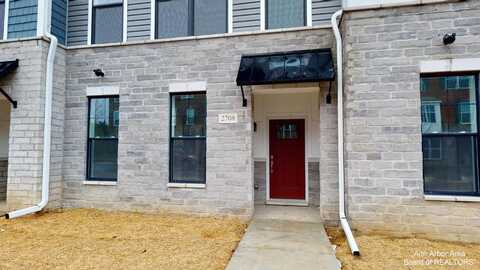 2708 S Spurway Drive, Ann Arbor, MI 48105