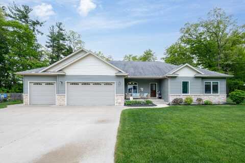 18685 Kreig Drive, Big Rapids, MI 49307
