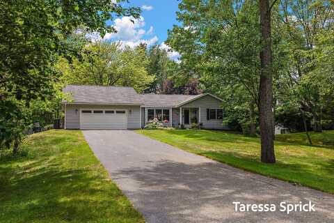 16416 James Street, Holland, MI 49424