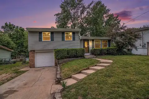 703 Sunbright Avenue, Portage, MI 49024