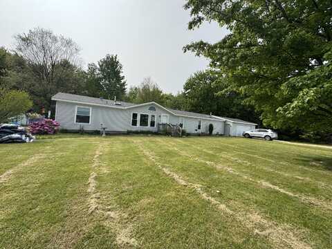 28 70th Street, South Haven, MI 49090