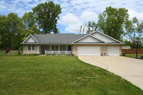 32718 Robin Road, Paw Paw, MI 49079
