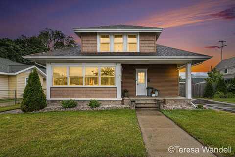 119 Pine Street, Wayland, MI 49348
