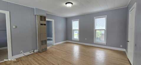 328 1st Street, Manistee, MI 49660