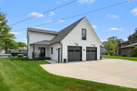 1335 Panama Street, Portage, MI 49002
