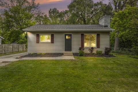 413 7 Mile Road NW, Comstock Park, MI 49321