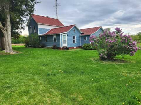 1232 Smoker Road, Bronson, MI 49028