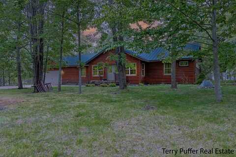 6814 Whispering Pines Drive, Gaylord, MI 49735