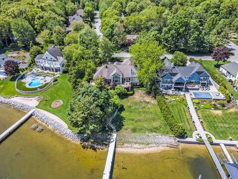 15919 Orchard Point Drive, Spring Lake, MI 49456