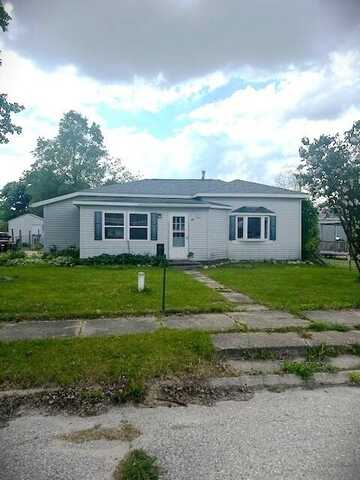 324 4th Street, Blanchard, MI 49310