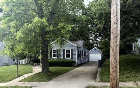 269 E Oak Grove Avenue, Parchment, MI 49004