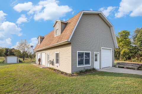 000 Fair Lake, Delton, MI 49046
