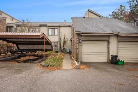 7445 Radcliff Court, West Bloomfield, MI 48322