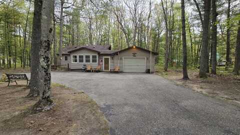211 Skocelas Road N, Manistee, MI 49660