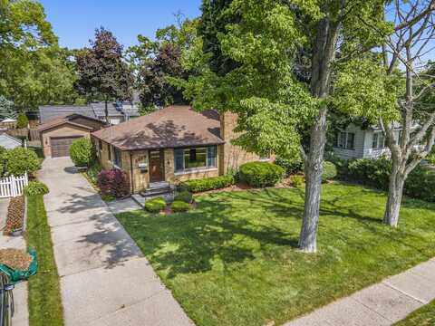 1018 Ruddiman Drive, North Muskegon, MI 49445