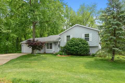 39033 30th Street, Paw Paw, MI 49079