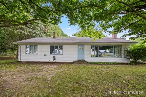 11507 W Carson City Rd, Greenville, MI 48838