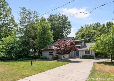 4343 N Lakeshore Drive, Holland, MI 49424