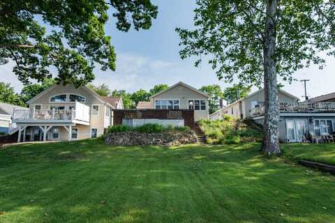 5134 Deep Point Drive, Portage, MI 49002
