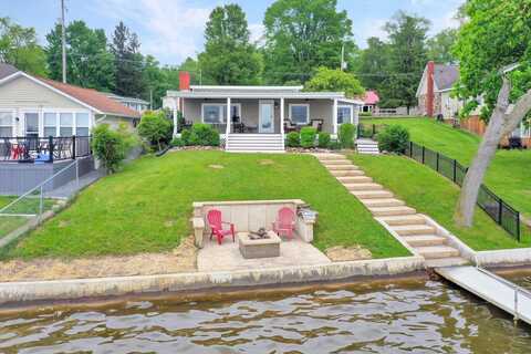 1051 Willow Drive, Colon, MI 49040
